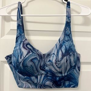 Victoria’s Secret Lightweight Medium-Impact Sports Bra